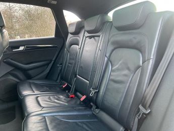 AUDI Q5 2.0 TDI S line SUV 5dr Diesel S Tronic quattro Euro 6 (s/s) (190