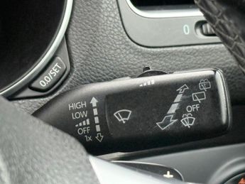 VOLKSWAGEN GOLF 2.0 TDI GTD Hatchback 5dr Diesel DSG Euro 5 (170 ps)