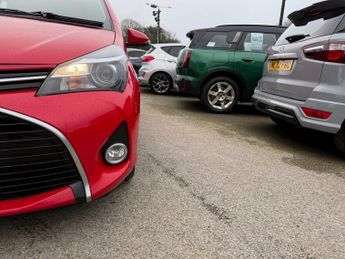 TOYOTA YARIS 1.5 VVT-h Icon Hatchback 5dr Petrol Hybrid E-CVT Euro 6 (101 ps)