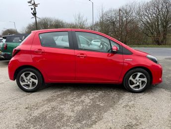 TOYOTA YARIS 1.5 VVT-h Icon Hatchback 5dr Petrol Hybrid E-CVT Euro 6 (101 ps)