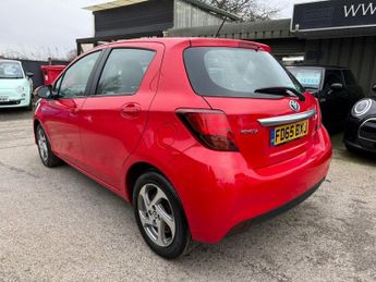 TOYOTA YARIS 1.5 VVT-h Icon Hatchback 5dr Petrol Hybrid E-CVT Euro 6 (101 ps)