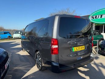 PEUGEOT E- Traveller 75kWh Allure Long MPV 5dr Electric Auto LWB (8 Seat, 11kW Charge