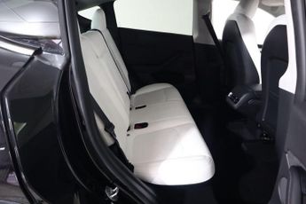 TESLA MODEL Y (Dual Motor) Long Range Auto 4WDE 5dr