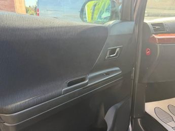 TOYOTA VELLFIRE 2.4 Automatic MPV Petrol 7 Seater Grey 5dr