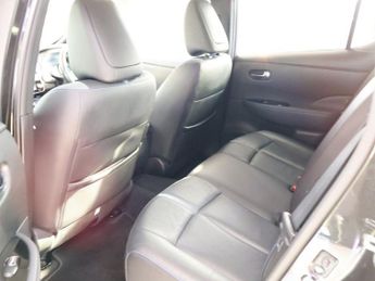 NISSAN LEAF 40kWh Tekna Hatchback 5dr Electric Auto (150 ps)