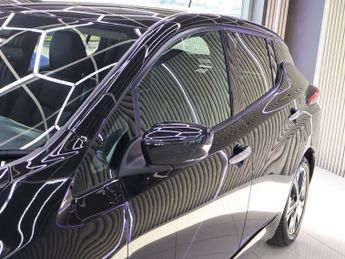 NISSAN LEAF 40kWh Tekna Hatchback 5dr Electric Auto (150 ps)