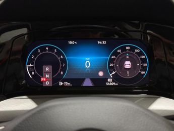 VOLKSWAGEN GOLF 1.5 eTSI MHEV Life Hatchback 5dr Petrol Hybrid DSG Euro 6 (s/s) 