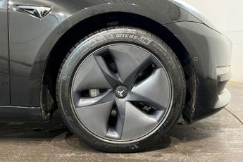 TESLA Model 3 (Dual Motor) Long Range Saloon 4dr Electric Auto 4WDE (346 ps) F