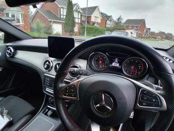 MERCEDES-BENZ GLA CLASS 1.6 GLA200 AMG Line Edition SUV 5dr Petrol 7G-DCT Euro 6 (s/s) (