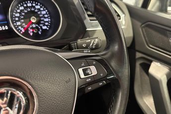 VOLKSWAGEN TIGUAN 2.0 TDI Match SUV 5dr Diesel DSG Euro 6 (s/s) (150 ps) Rear View