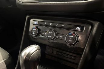 VOLKSWAGEN TIGUAN 2.0 TDI Match SUV 5dr Diesel DSG Euro 6 (s/s) (150 ps) Rear View