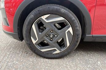 HYUNDAI BAYON 1.0 T-GDi Premium SUV 5dr Petrol DCT Euro 6 (s/s) (100 ps) Rear 