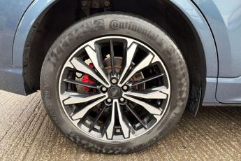 FORD KUGA 2.5 EcoBoost Duratec 14.4kWh ST-Line X SUV 5dr Petrol Plug-in Hy