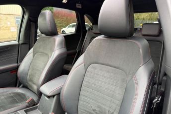 FORD KUGA 2.5 EcoBoost Duratec 14.4kWh ST-Line X SUV 5dr Petrol Plug-in Hy