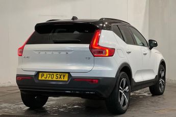 VOLVO XC40 1.5 T3 R-Design SUV 5dr Petrol Auto Euro 6 (s/s) (163 ps) Rear P