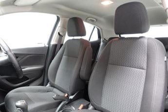 VAUXHALL MOKKA X 1.4i Turbo Design Nav SUV 5dr Petrol Auto Euro 6 (140 ps)