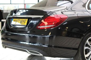 MERCEDES-BENZ C-CLASS 2.1 C220d Sport (Premium Plus) Saloon 4dr Diesel G-Tronic+ Euro 