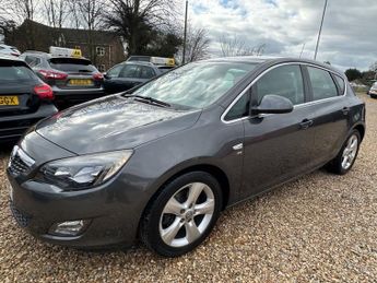 Vauxhall Astra 2.0 CDTi SRi Hatchback 5dr Diesel Auto Euro 5 (160 ps)