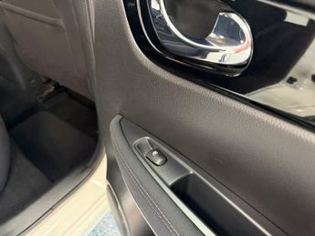 NISSAN QASHQAI 1.3 DIG-T Acenta Premium SUV 5dr Petrol DCT Auto Euro 6 (s/s) (1