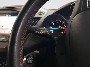 FORD KUGA 2.0 TDCi EcoBlue ST-Line Edition SUV 5dr Diesel Powershift AWD E