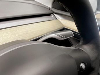 TESLA MODEL Y SUV 5dr Electric Auto RWD (346 ps)