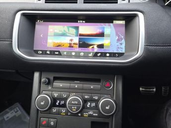 LAND ROVER RANGE ROVER EVOQUE 2.0 TD4 HSE Dynamic SUV 5dr Diesel Auto 4WD Euro 6 (s/s) (180 ps