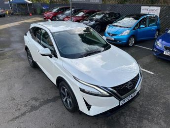 NISSAN QASHQAI 1.3 DIG-T MHEV N-Connecta SUV 5dr Petrol Hybrid XTRON Euro 6 (s/