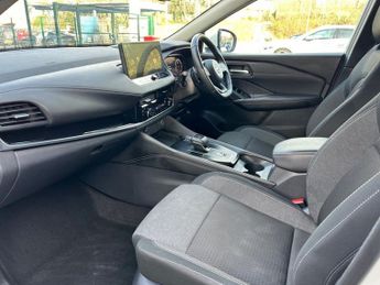 NISSAN QASHQAI 1.3 DIG-T MHEV N-Connecta SUV 5dr Petrol Hybrid XTRON Euro 6 (s/