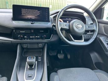 NISSAN QASHQAI 1.3 DIG-T MHEV N-Connecta SUV 5dr Petrol Hybrid XTRON Euro 6 (s/