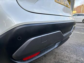 NISSAN QASHQAI 1.3 DIG-T MHEV N-Connecta SUV 5dr Petrol Hybrid XTRON Euro 6 (s/