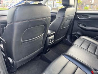 MG MG HS 1.5 T-GDI Excite SUV 5dr Petrol DCT Euro 6 (s/s) (162 ps)