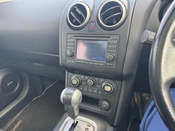 NISSAN QASHQAI 2.0 dCi Tekna SUV 5dr Diesel Auto 4WD Euro 4 (150 ps)