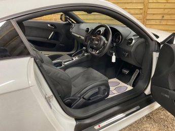 AUDI TT 2.0 TFSI Black Edition Coupe 3dr Petrol S Tronic quattro Euro 5 