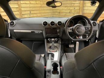 AUDI TT 2.0 TFSI Black Edition Coupe 3dr Petrol S Tronic quattro Euro 5 