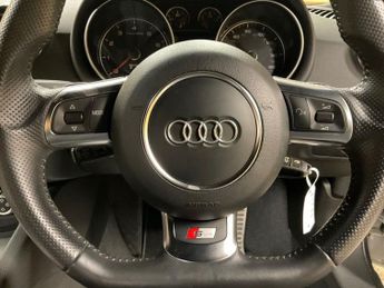AUDI TT 2.0 TFSI Black Edition Coupe 3dr Petrol S Tronic quattro Euro 5 