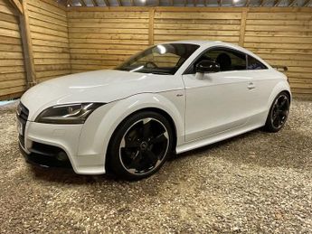 AUDI TT 2.0 TFSI Black Edition Coupe 3dr Petrol S Tronic quattro Euro 5 