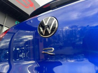 VOLKSWAGEN GOLF 2.0 TSI R Hatchback 5dr Petrol DSG 4Motion Euro 6 (s/s) (320 ps)