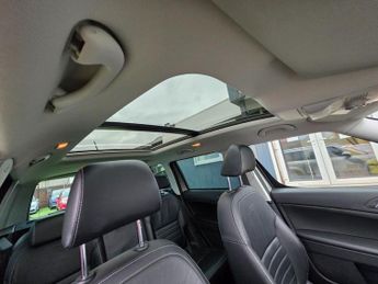 SKODA YETI 2.0 TDI Laurin & Klement SUV 5dr Diesel DSG 4WD Euro 5 (140 ps)