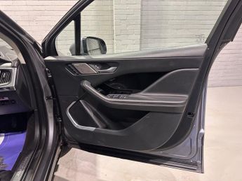 JAGUAR I-PACE 400 90kWh HSE SUV 5dr Electric Auto 4WD (400 ps)