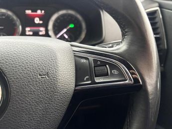 SKODA KAROQ 2.0 TDI Edition SUV 5dr Diesel DSG 4WD Euro 6 (s/s) (150 ps)