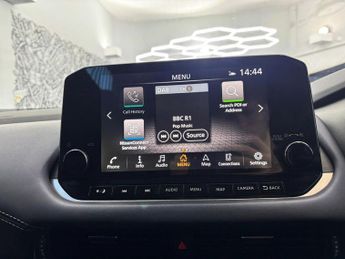 NISSAN QASHQAI 1.3 DIG-T MHEV Tekna+ SUV 5dr Petrol Hybrid XTRON Euro 6 (s/s) (
