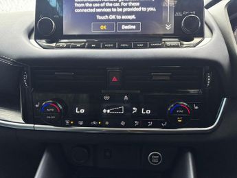 NISSAN QASHQAI 1.3 DIG-T MHEV Tekna+ SUV 5dr Petrol Hybrid XTRON Euro 6 (s/s) (