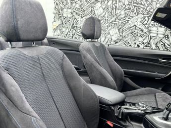 BMW 2 SERIES 2.0 218i M Sport Convertible 2dr Petrol Auto Euro 6 (s/s) (136 p