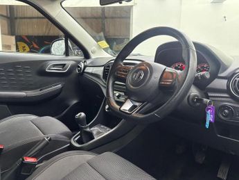 MG MG3 1.5 VTi-TECH Excite Hatchback 5dr Petrol Manual Euro 6 (s/s) (10
