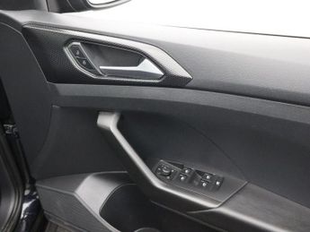 VOLKSWAGEN T-CROSS 1.0 TSI SE SUV 5dr Petrol Manual Euro 6 (s/s) (110 ps)