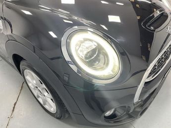 MINI HATCH 2.0 Cooper S Hatchback 5dr Petrol Manual Euro 6 (s/s) (192 ps) -