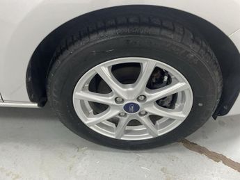 FORD FIESTA 1.0T EcoBoost Zetec Hatchback 5dr Petrol Manual Euro 6 (s/s) (10