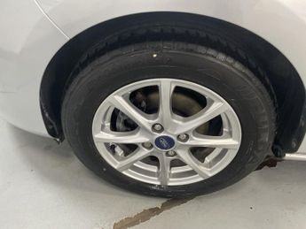 FORD FIESTA 1.0T EcoBoost Zetec Hatchback 5dr Petrol Manual Euro 6 (s/s) (10