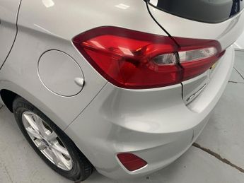 FORD FIESTA 1.0T EcoBoost Zetec Hatchback 5dr Petrol Manual Euro 6 (s/s) (10