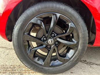 VAUXHALL CORSA 1.4i ecoTEC SRi Nav Hatchback 3dr Petrol Manual Euro 6 (75 ps)